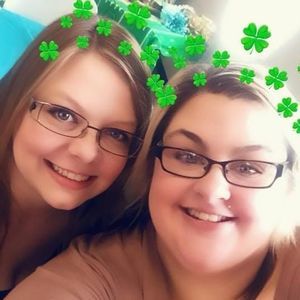 Meet your Posher, Holly